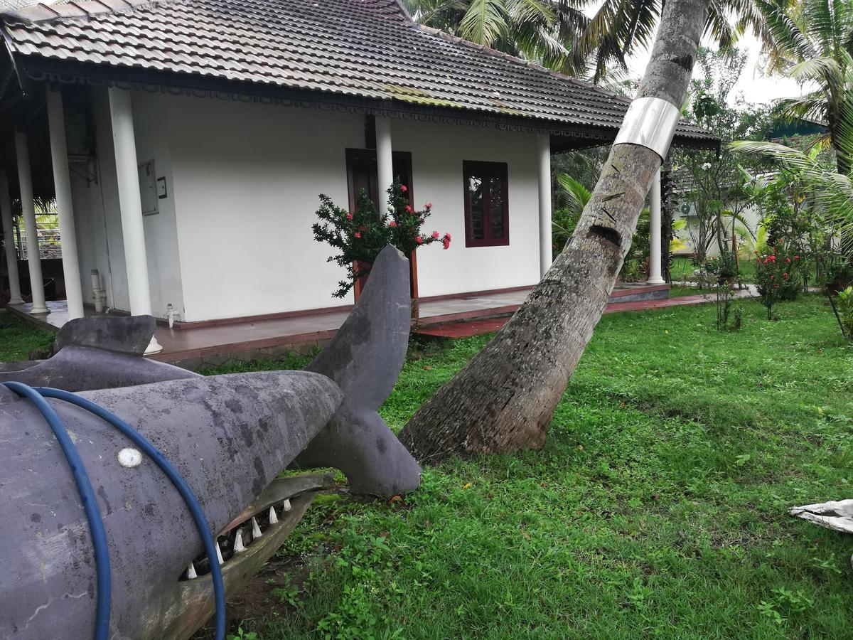 Regant Lake Village, Kollam. Chavara Exterior photo
